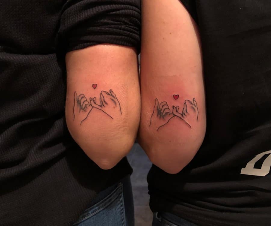 Pinky promise for staying BFs forever