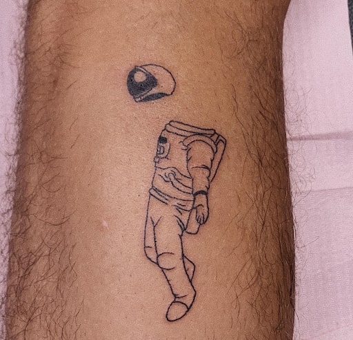 Astronaut with a floating head