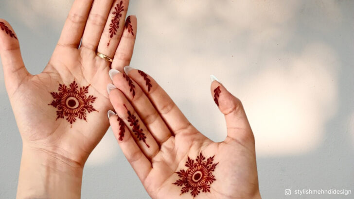 These 20 Small And Feminine Henna Tattoo Ideas Are Incredibly Chic